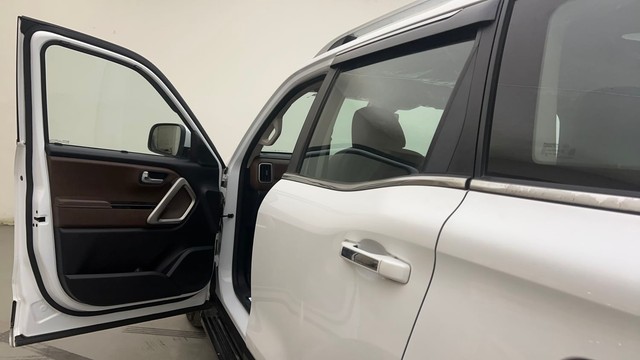 Second-hand 2023 Mahindra Scorpio N Z8L AT for sale in Hyderabad-29