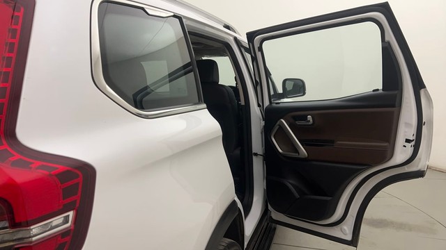 Second-hand 2023 Mahindra Scorpio N Z8L AT for sale in Hyderabad-33