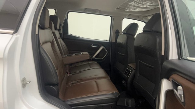 Second-hand 2023 Mahindra Scorpio N Z8L AT for sale in Hyderabad-32