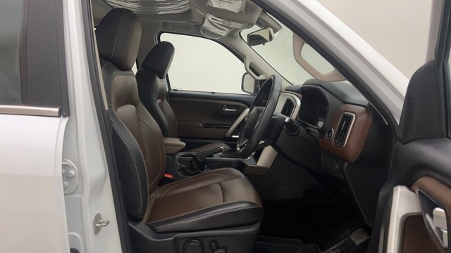 Second-hand 2023 Mahindra Scorpio N Z8L AT for sale in Hyderabad-15