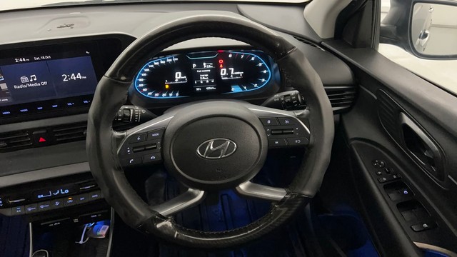 Second-hand 2023 Hyundai i20 Asta Opt IVT for sale in Kanpur-24