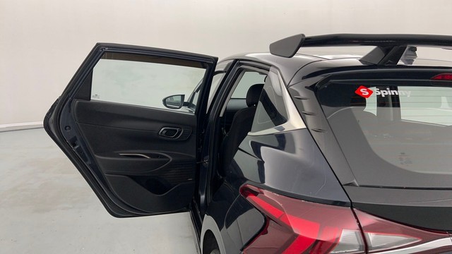 Second-hand 2023 Hyundai i20 Asta Opt IVT for sale in Kanpur-25