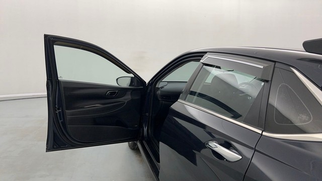 Second-hand 2023 Hyundai i20 Asta Opt IVT for sale in Kanpur-27