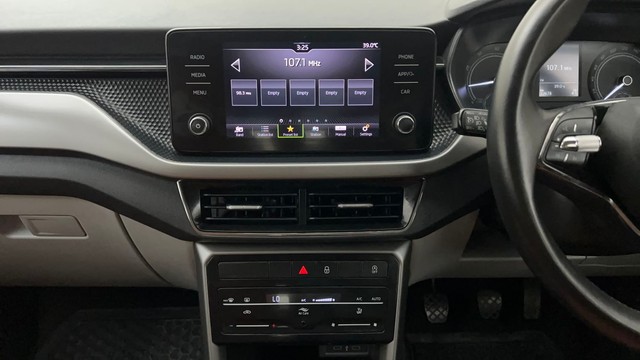 Second-hand 2023 Skoda Kushaq 1.5 TSI Ambition for sale in Mumbai-32