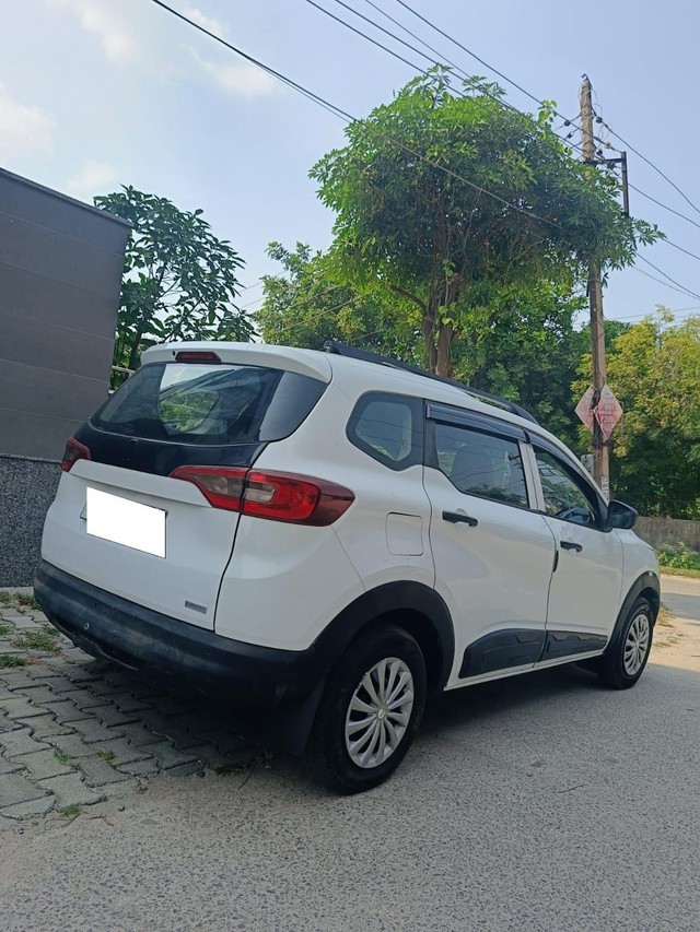 Second-hand 2021 Renault Triber RXE BSVI for sale in Faridabad-9