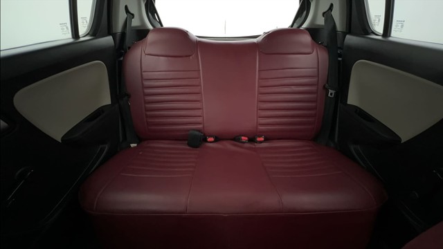 Second-hand 2020 Maruti Alto 800 VXI Plus for sale in Kanpur-31