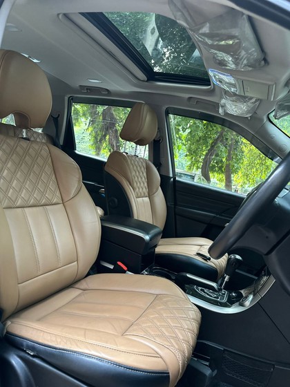 Used Mahindra XUV500 W11 AT BSIV Car in New Delhi, 2019 Model