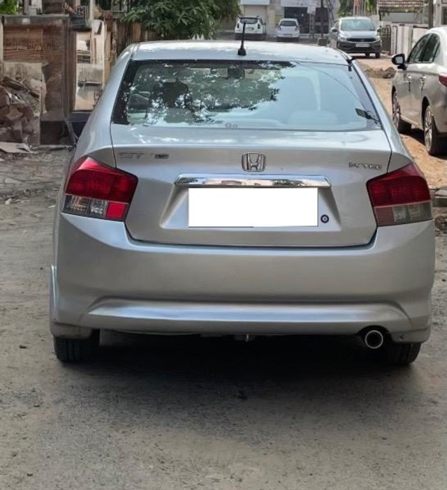 Second-hand 2011 Honda City V AT for sale in Vadodara