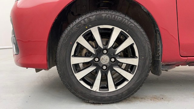 Second-hand 2017 Toyota Etios Liva VX for sale in Lucknow-20