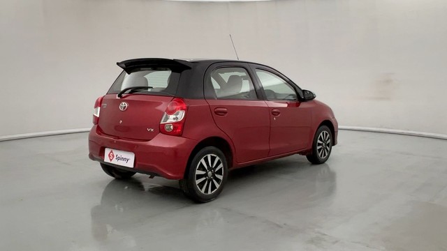 Second-hand 2017 Toyota Etios Liva VX for sale in Lucknow-3