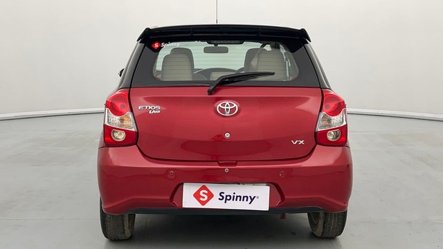 Second-hand 2017 Toyota Etios Liva VX for sale in Lucknow-4