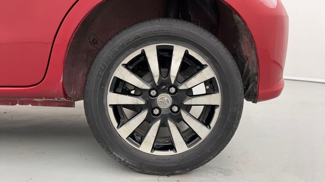 Second-hand 2017 Toyota Etios Liva VX for sale in Lucknow-19