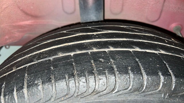 Second-hand 2017 Toyota Etios Liva VX for sale in Lucknow-25