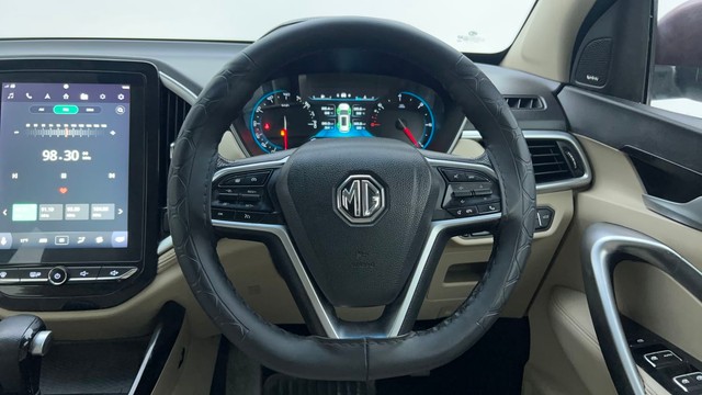 Second-hand 2021 MG Hector Plus Sharp CVT for sale in Ahmedabad-23