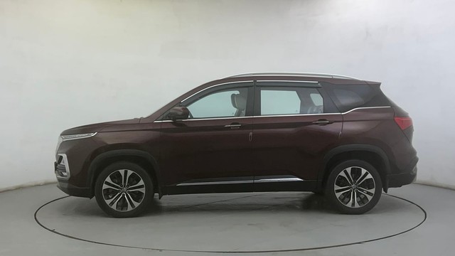 Second-hand 2021 MG Hector Plus Sharp CVT for sale in Ahmedabad-6