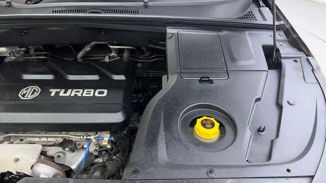 Second-hand 2021 MG Hector Plus Sharp CVT for sale in Ahmedabad-38