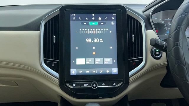 Second-hand 2021 MG Hector Plus Sharp CVT for sale in Ahmedabad-30