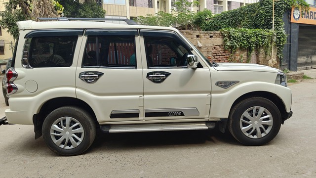 Second-hand 2022 Mahindra Scorpio S3 Plus for sale in Patna-1