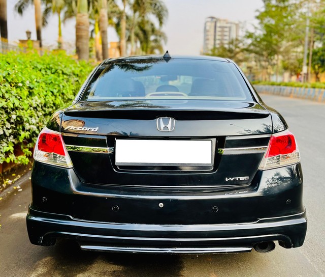Honda New Accord 2.4 A/T Second-hand 2011 Honda New Accord 2.4 A/T for sale in Thane-2