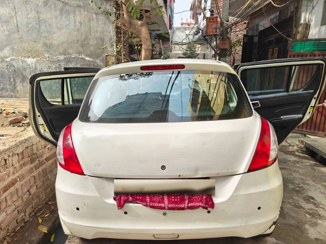 Second-hand 2014 Maruti Suzuki Swift LXI BSIV for sale in New Delhi-6
