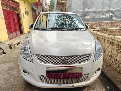 Second-hand 2014 Maruti Suzuki Swift LXI BSIV for sale in New Delhi