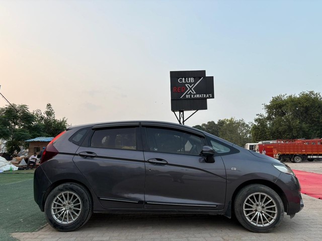 Second-hand 2017 Honda Jazz 1.2 S i VTEC for sale in New Delhi-1