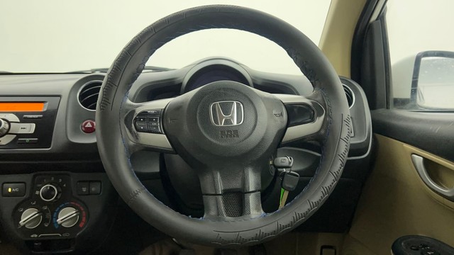Second-hand 2016 Honda Brio VX for sale in Pune-24