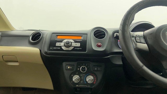 Second-hand 2016 Honda Brio VX for sale in Pune-30