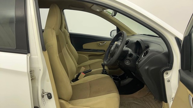 Second-hand 2016 Honda Brio VX for sale in Pune-15