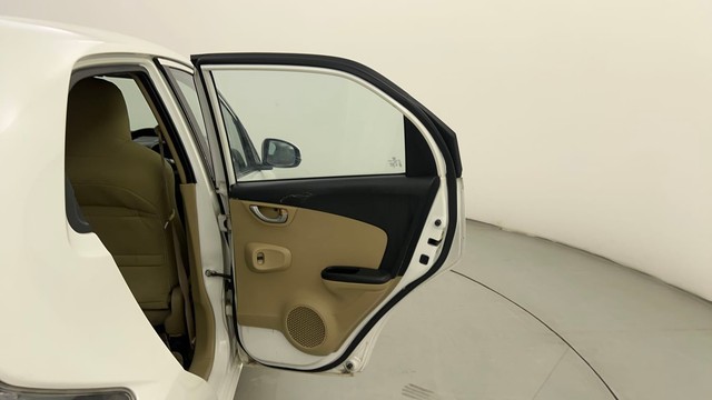 Second-hand 2016 Honda Brio VX for sale in Pune-33