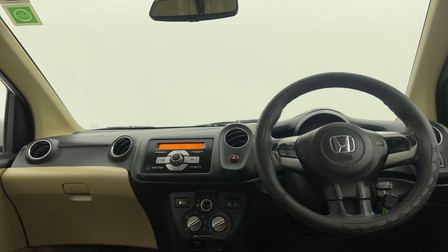 Second-hand 2016 Honda Brio VX for sale in Pune-11