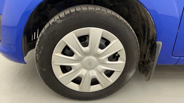 Second-hand 2013 Ford Figo Ambiente BSIV for sale in Pune-20