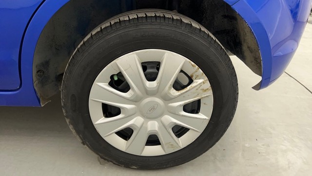 Second-hand 2013 Ford Figo Ambiente BSIV for sale in Pune-19