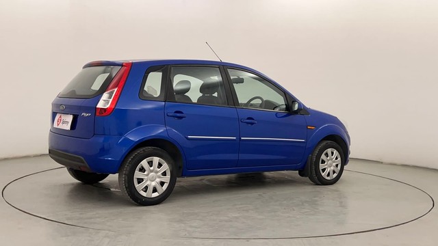 Second-hand 2013 Ford Figo Ambiente BSIV for sale in Pune-3