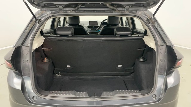 Second-hand 2021 Tata Altroz XZ Turbo for sale in Jaipur-9