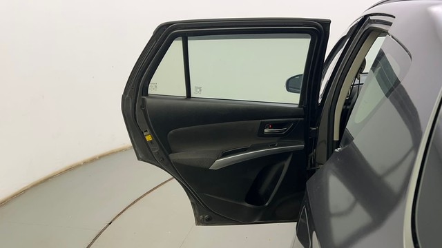 Second-hand 2021 Maruti S Cross Zeta for sale in Kolkata-23