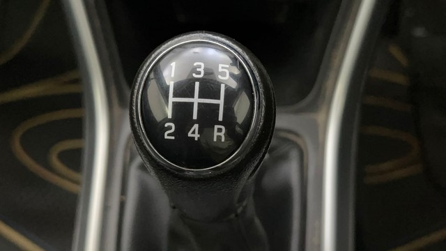 Second-hand 2021 Maruti S Cross Zeta for sale in Kolkata-12