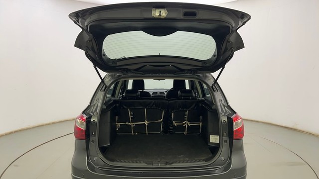 Second-hand 2021 Maruti S Cross Zeta for sale in Kolkata-9