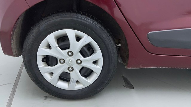 Second-hand 2016 Hyundai Grand i10 1.2 Kappa Sportz BSIV for sale in Noida-18