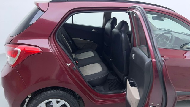 Second-hand 2016 Hyundai Grand i10 1.2 Kappa Sportz BSIV for sale in Noida-30