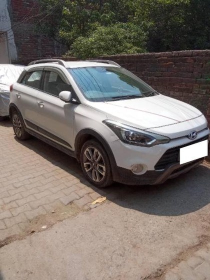 Second-hand 2016 Hyundai i20 Active 1.2 S for sale in Allahabad