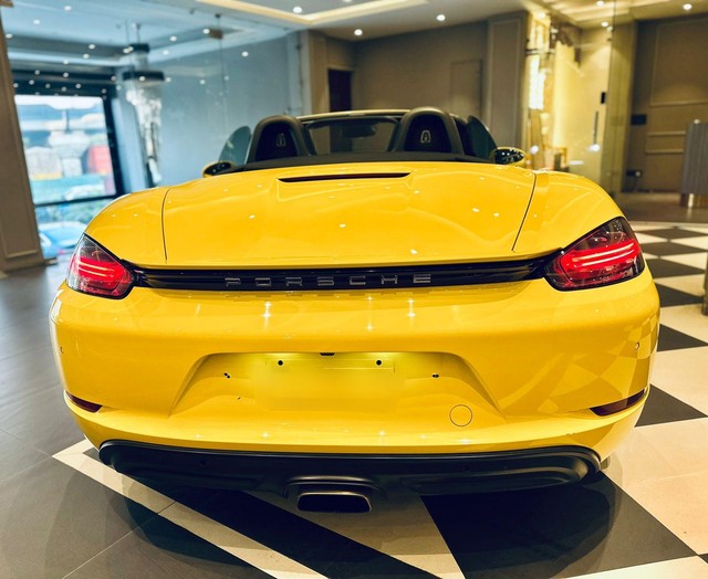 Second-hand 2019 Porsche 718 Boxster GTS for sale in New Delhi-5