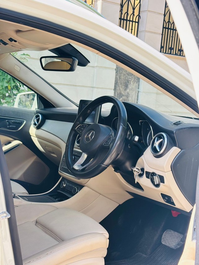 Second-hand 2016 Mercedes-Benz GLA Class 200 Sport Edition for sale in New Delhi-13