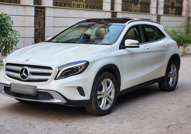 Second-hand 2016 Mercedes-Benz GLA Class 200 Sport Edition for sale in New Delhi-9