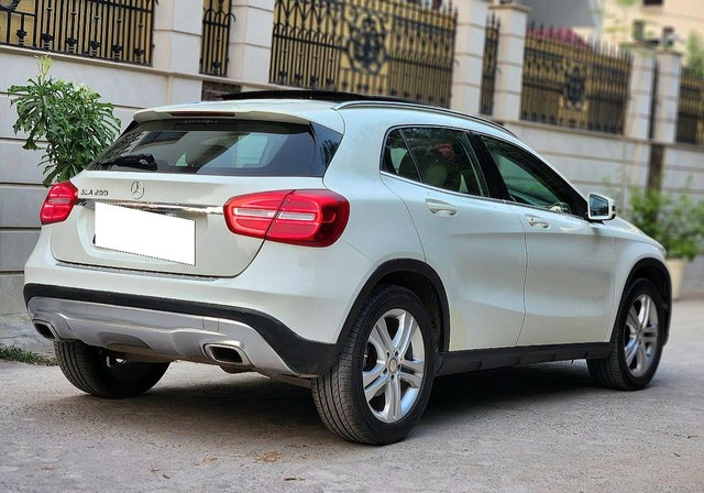 Second-hand 2016 Mercedes-Benz GLA Class 200 Sport Edition for sale in New Delhi-5