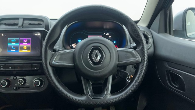 Second-hand 2021 Renault KWID 1.0 RXT Opt for sale in Ahmedabad-27