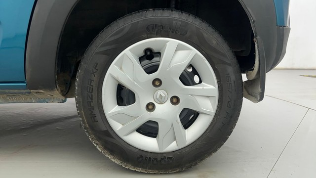 Second-hand 2021 Renault KWID 1.0 RXT Opt for sale in Ahmedabad-19