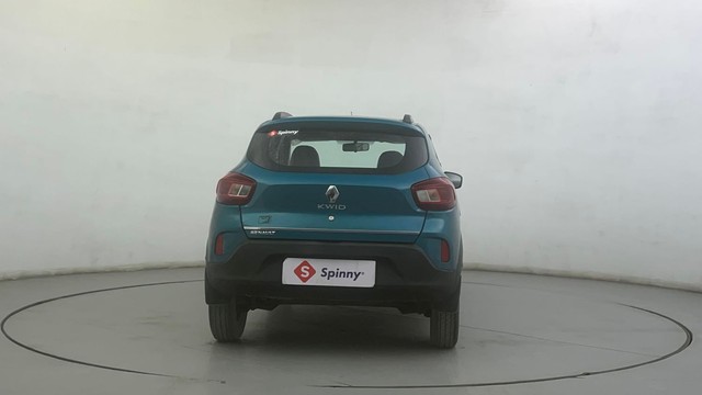 Second-hand 2021 Renault KWID 1.0 RXT Opt for sale in Ahmedabad-4