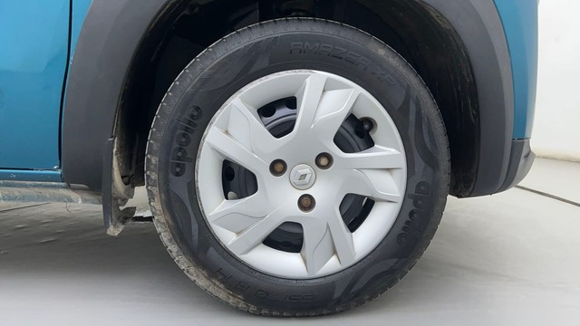 Second-hand 2021 Renault KWID 1.0 RXT Opt for sale in Ahmedabad-17