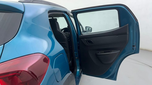 Second-hand 2021 Renault KWID 1.0 RXT Opt for sale in Ahmedabad-35